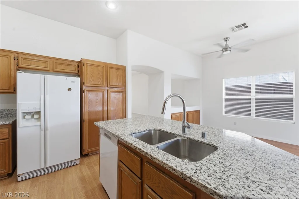 3872 Crest Horn Dr, Las Vegas, NV 89147