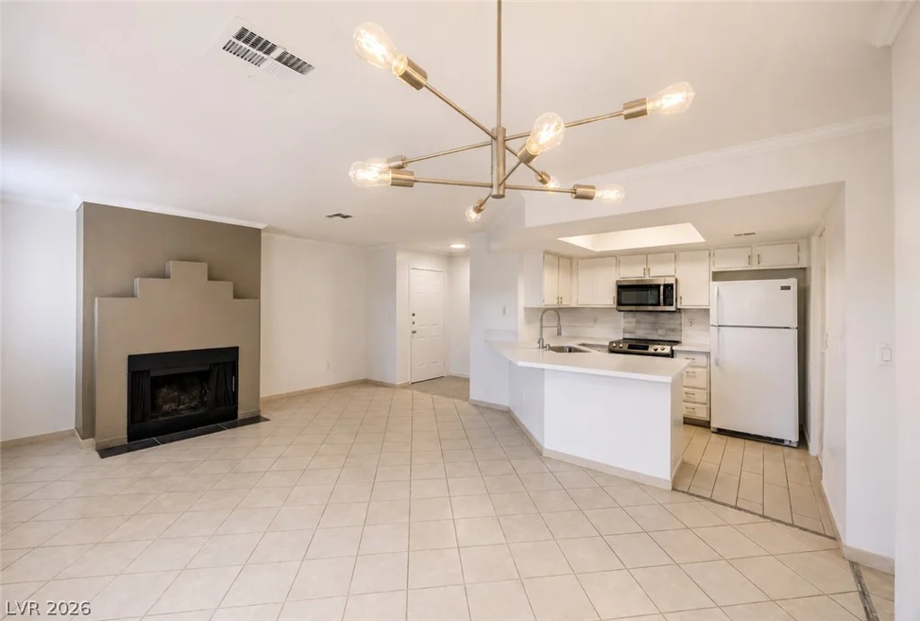 8600 Charleston, Las Vegas, NV 89117