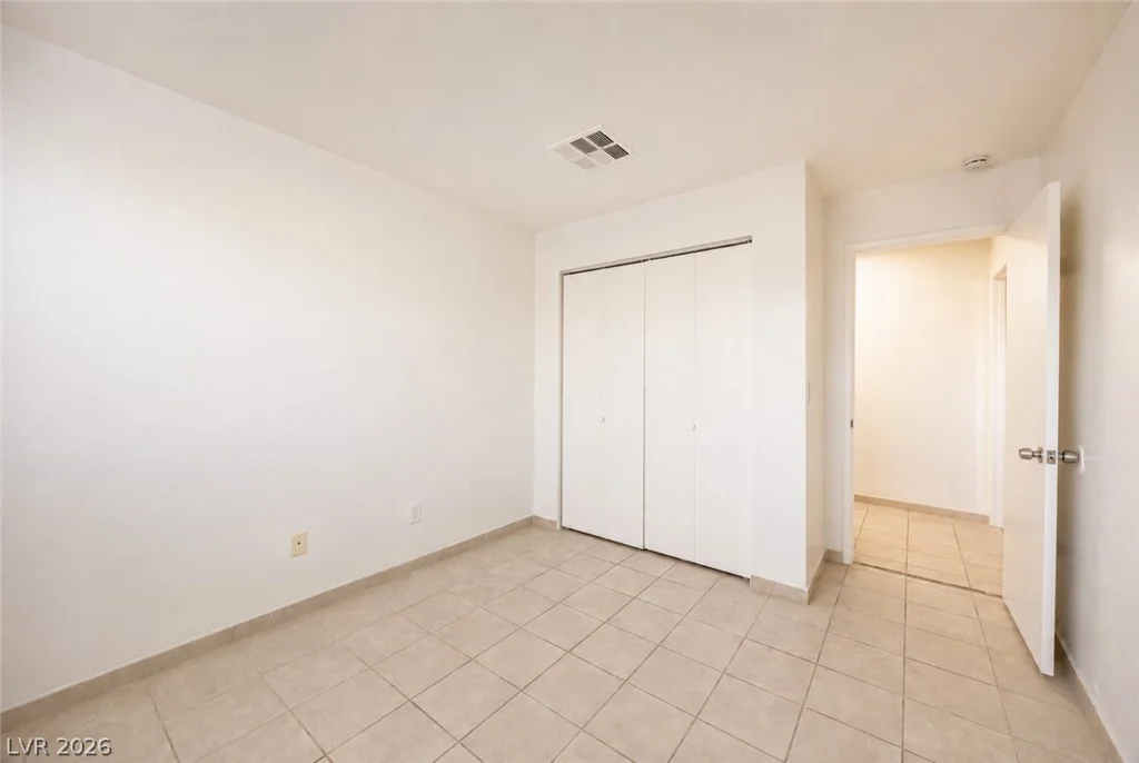 8600 Charleston, Las Vegas, NV 89117
