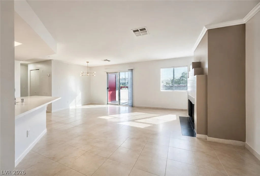 8600 Charleston, Las Vegas, NV 89117
