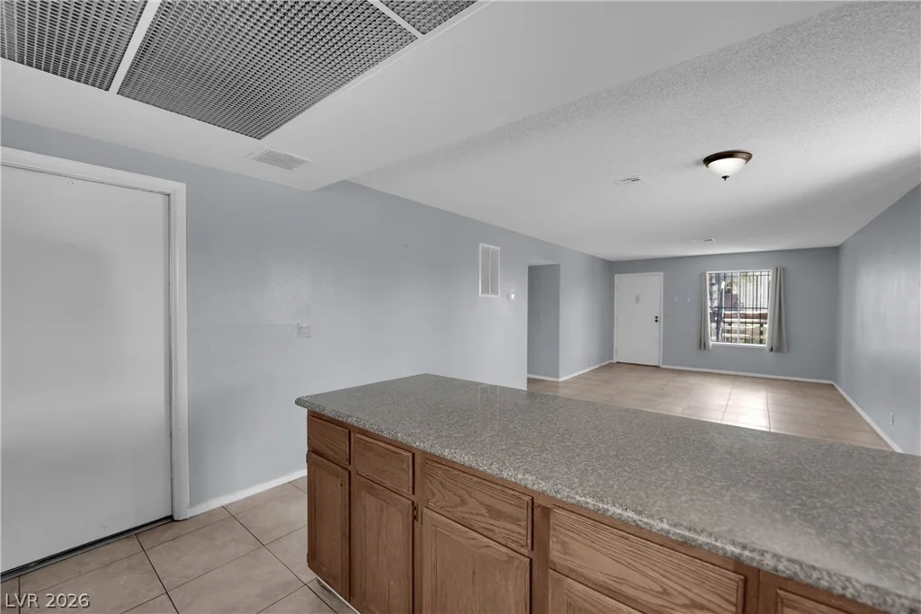 4444 Desert Inn, Las Vegas, NV 89102