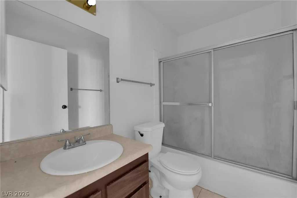 4444 Desert Inn, Las Vegas, NV 89102