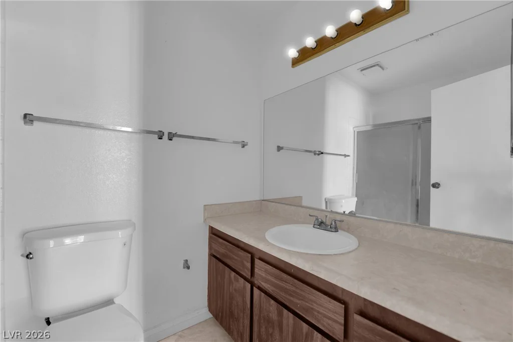 4444 Desert Inn, Las Vegas, NV 89102