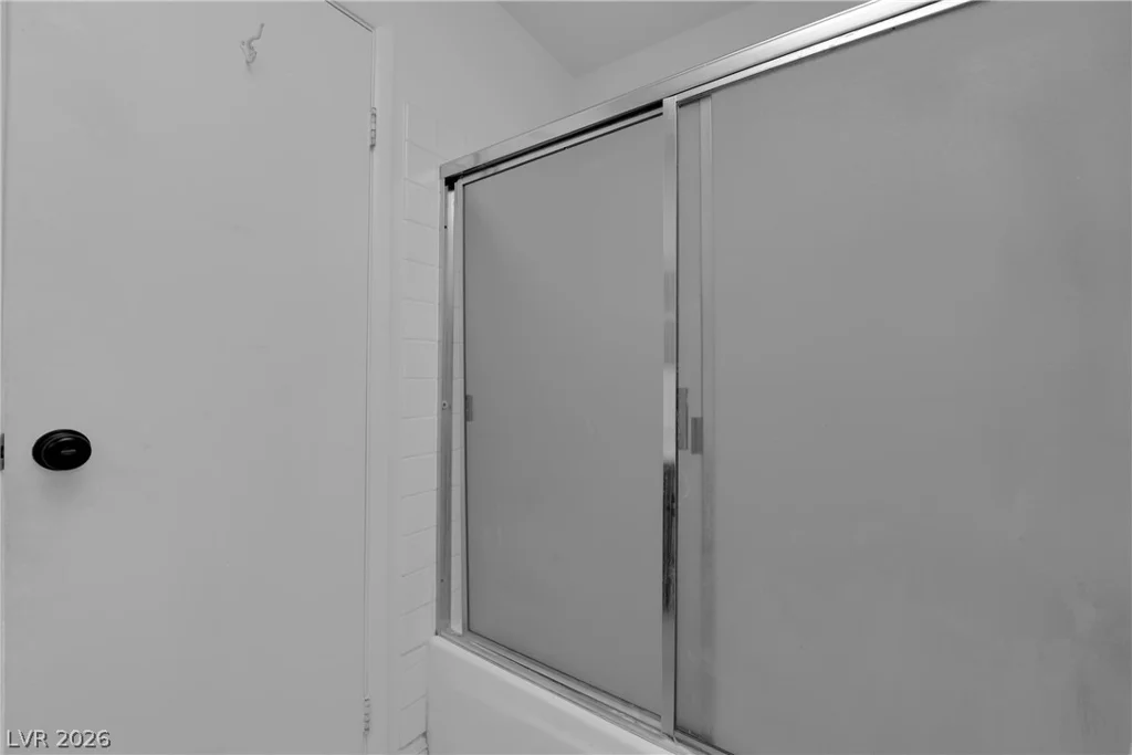4444 Desert Inn, Las Vegas, NV 89102