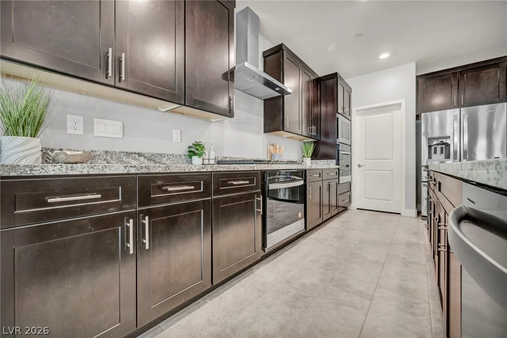 1137 Green Lovebird, Henderson, NV 89011