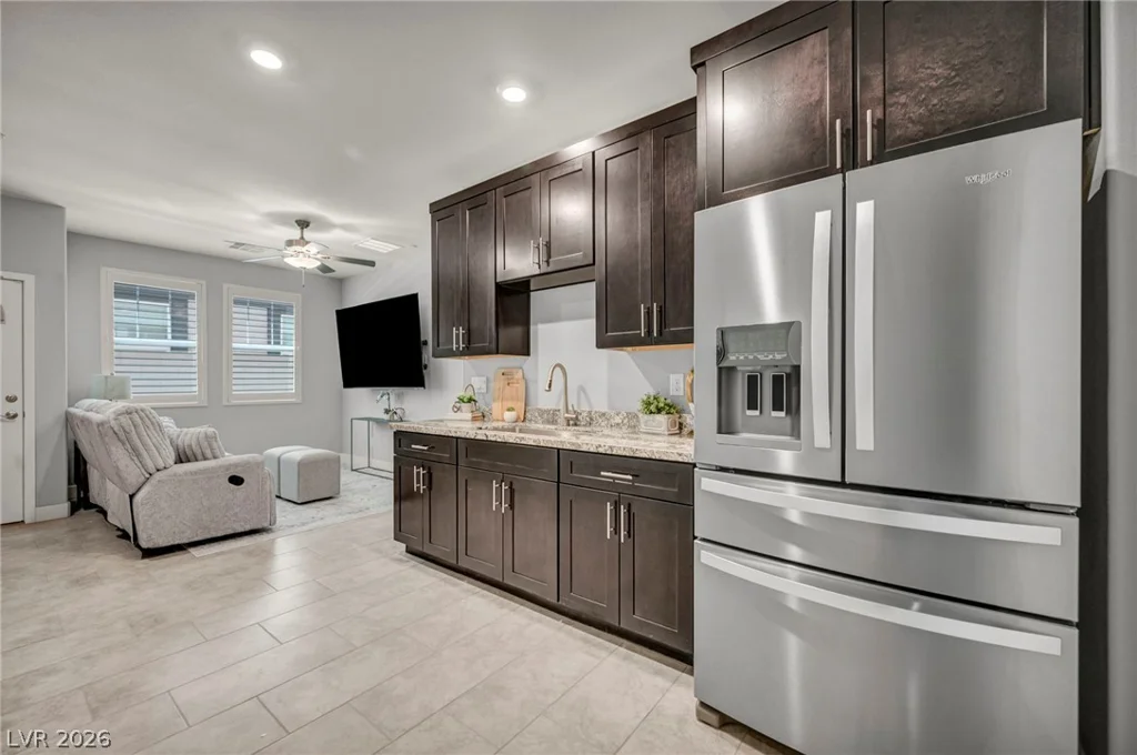 1137 Green Lovebird, Henderson, NV 89011