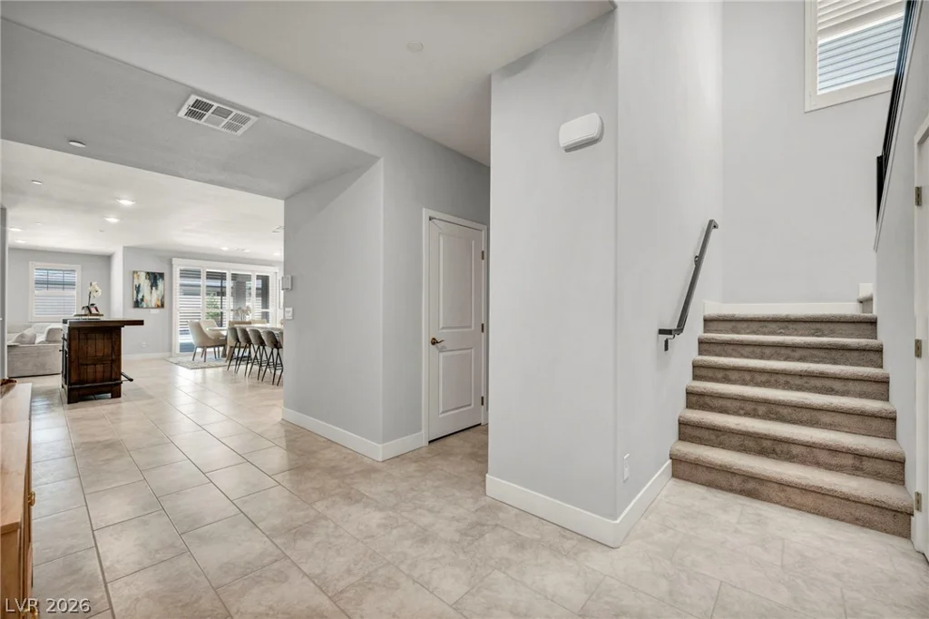 1137 Green Lovebird, Henderson, NV 89011