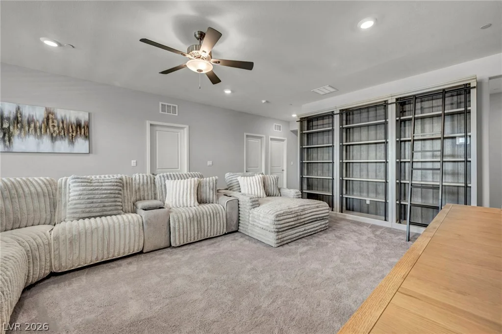 1137 Green Lovebird, Henderson, NV 89011