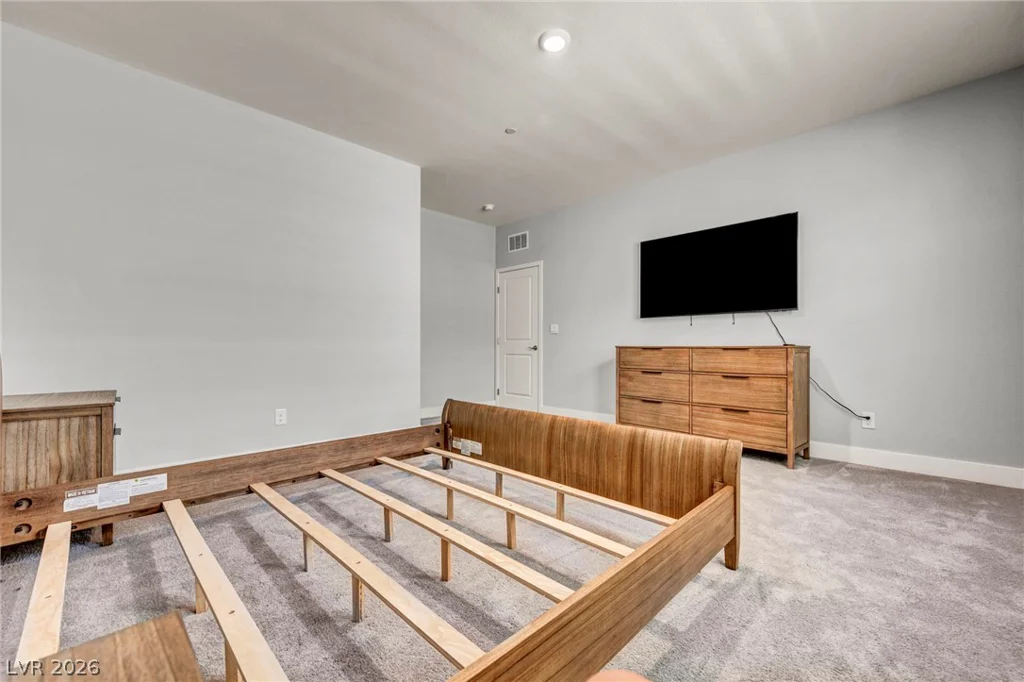 1137 Green Lovebird, Henderson, NV 89011