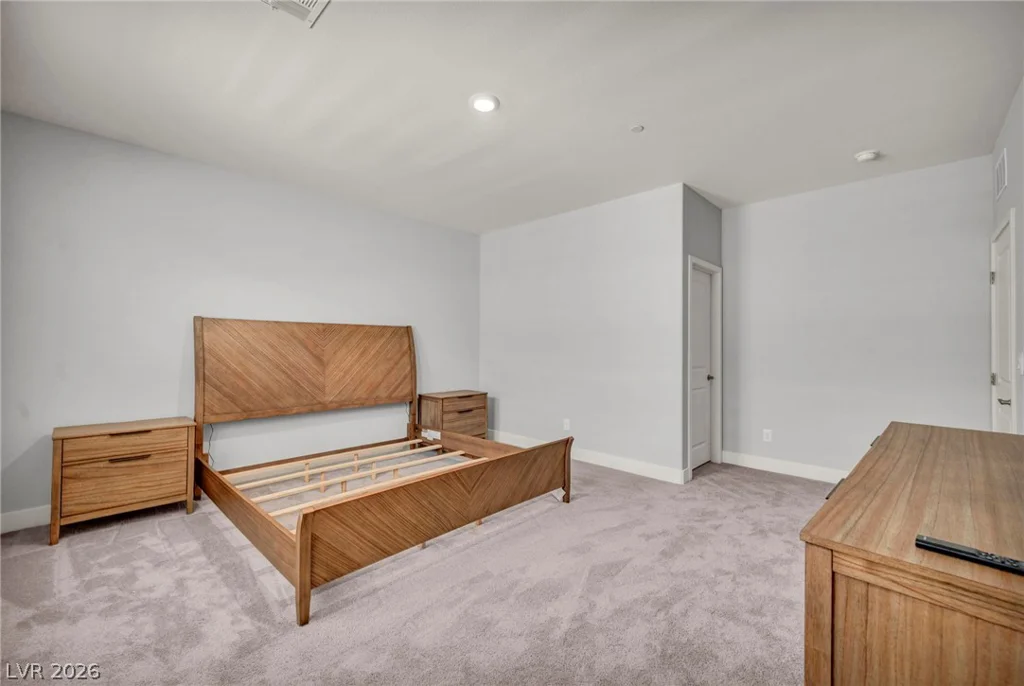1137 Green Lovebird, Henderson, NV 89011