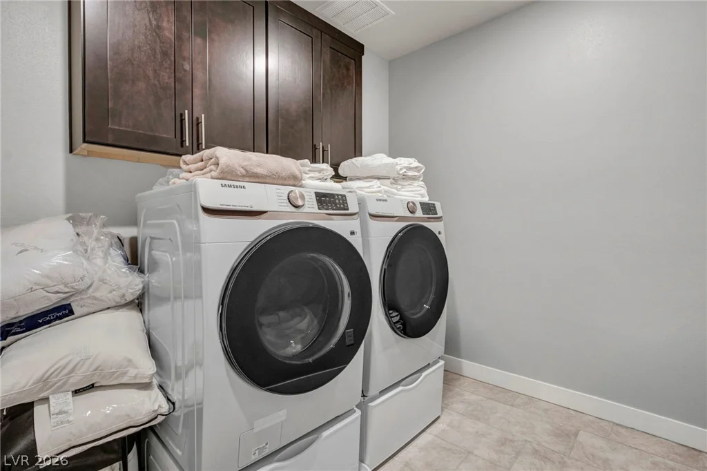 1137 Green Lovebird, Henderson, NV 89011