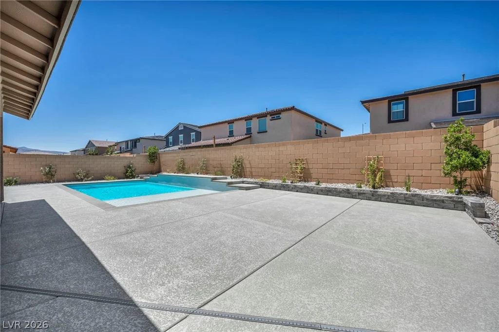 1137 Green Lovebird, Henderson, NV 89011