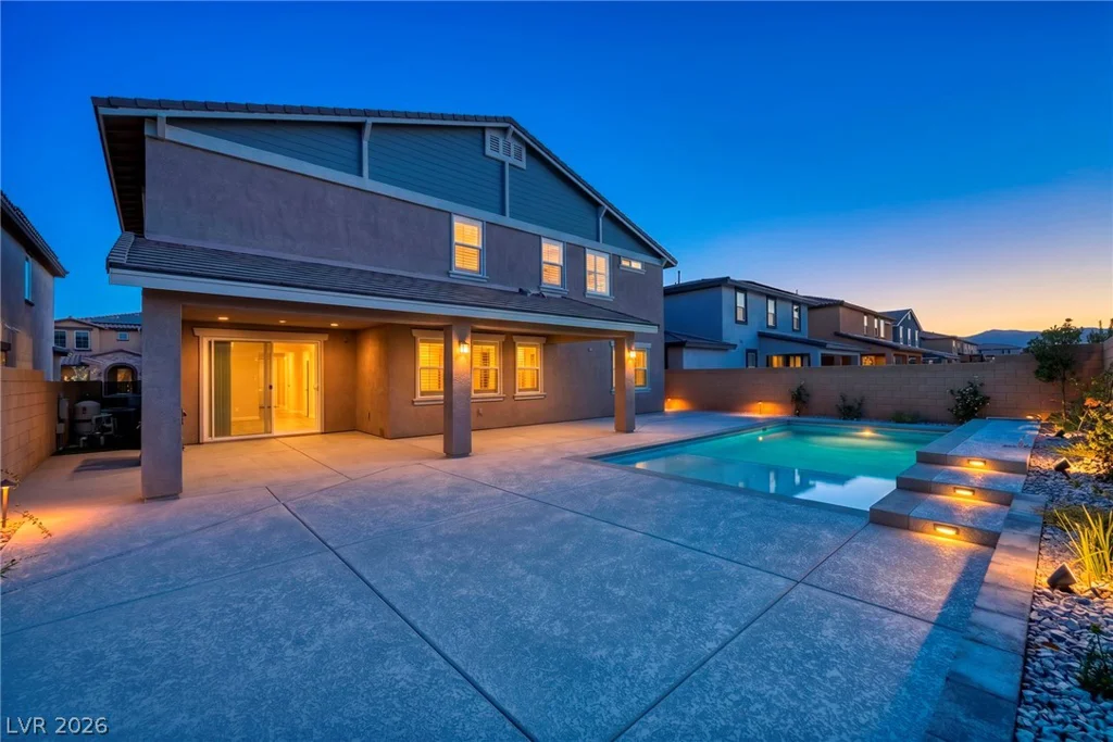 1137 Green Lovebird, Henderson, NV 89011