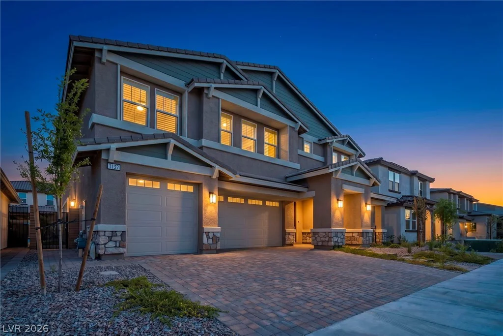 1137 Green Lovebird, Henderson, NV 89011