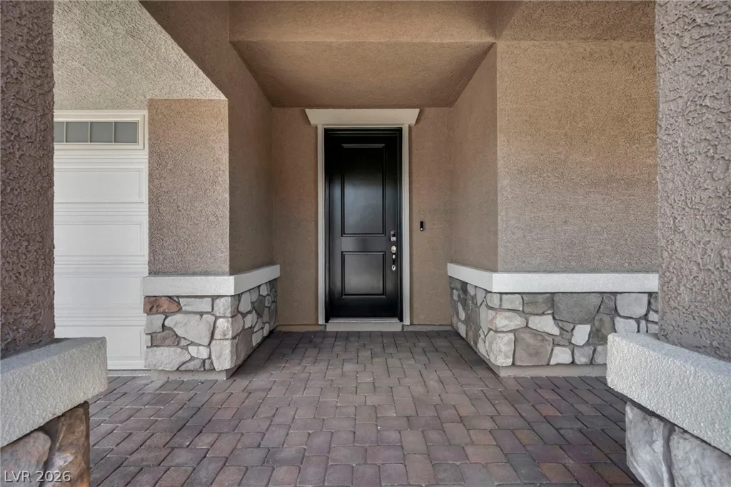 1137 Green Lovebird, Henderson, NV 89011