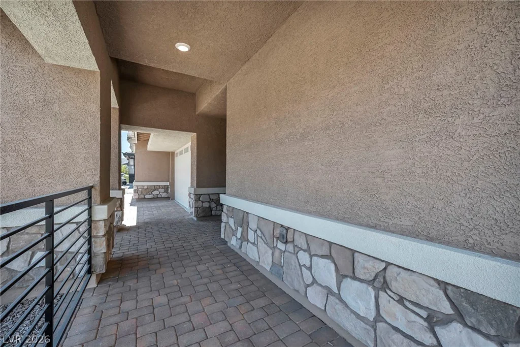 1137 Green Lovebird, Henderson, NV 89011