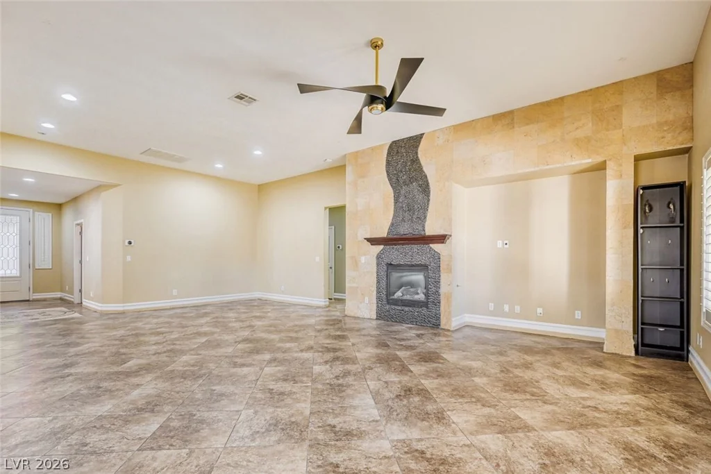 6427 Collingsworth, Las Vegas, NV 89131