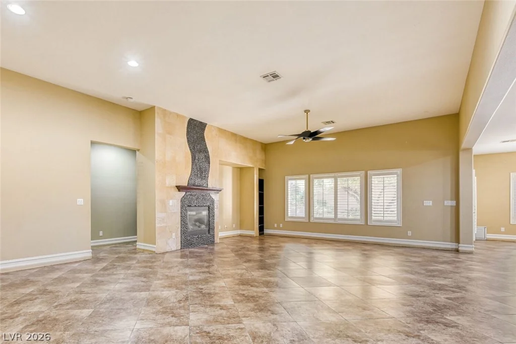 6427 Collingsworth, Las Vegas, NV 89131