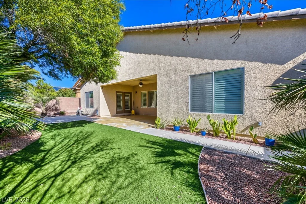 6427 Collingsworth, Las Vegas, NV 89131