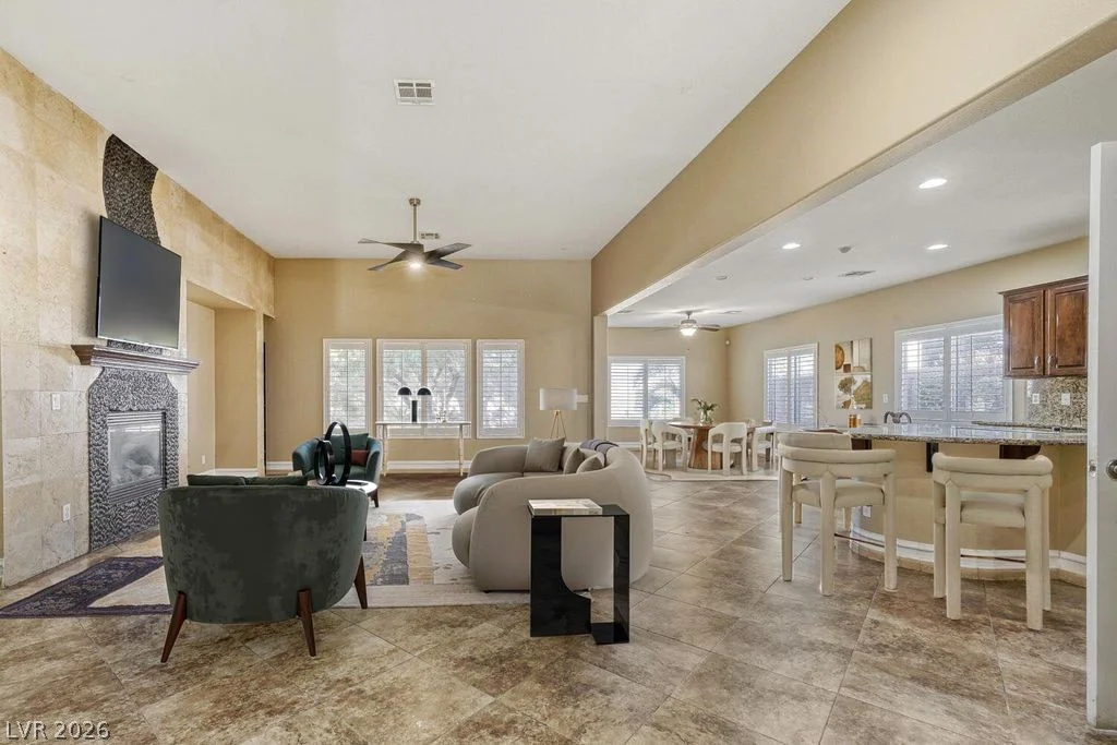 6427 Collingsworth, Las Vegas, NV 89131