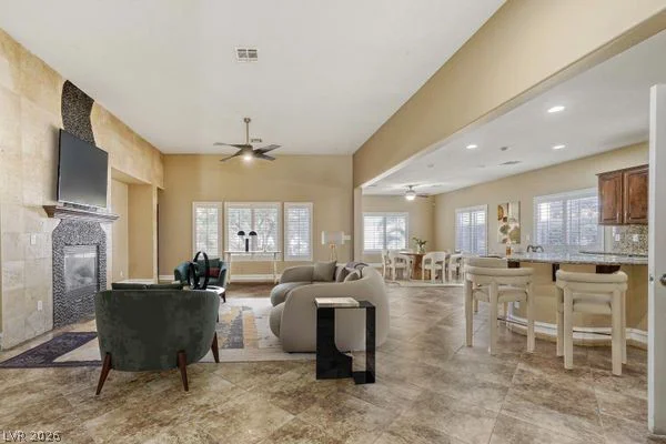 6427 Collingsworth, Las Vegas, NV 89131