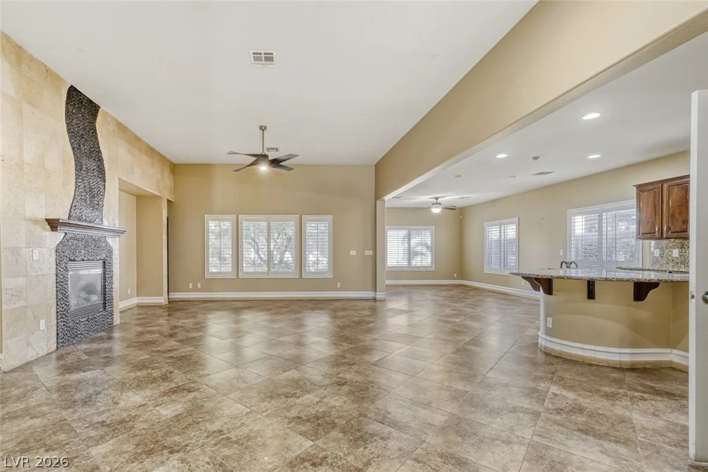 6427 Collingsworth, Las Vegas, NV 89131
