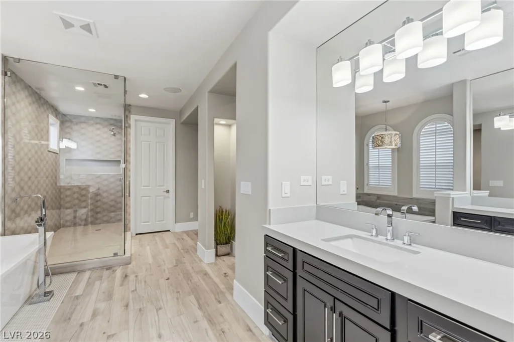 12016 Port Labelle, Las Vegas, NV 89141