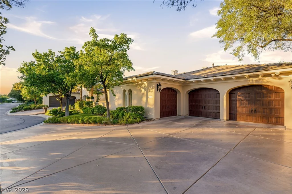 12016 Port Labelle, Las Vegas, NV 89141