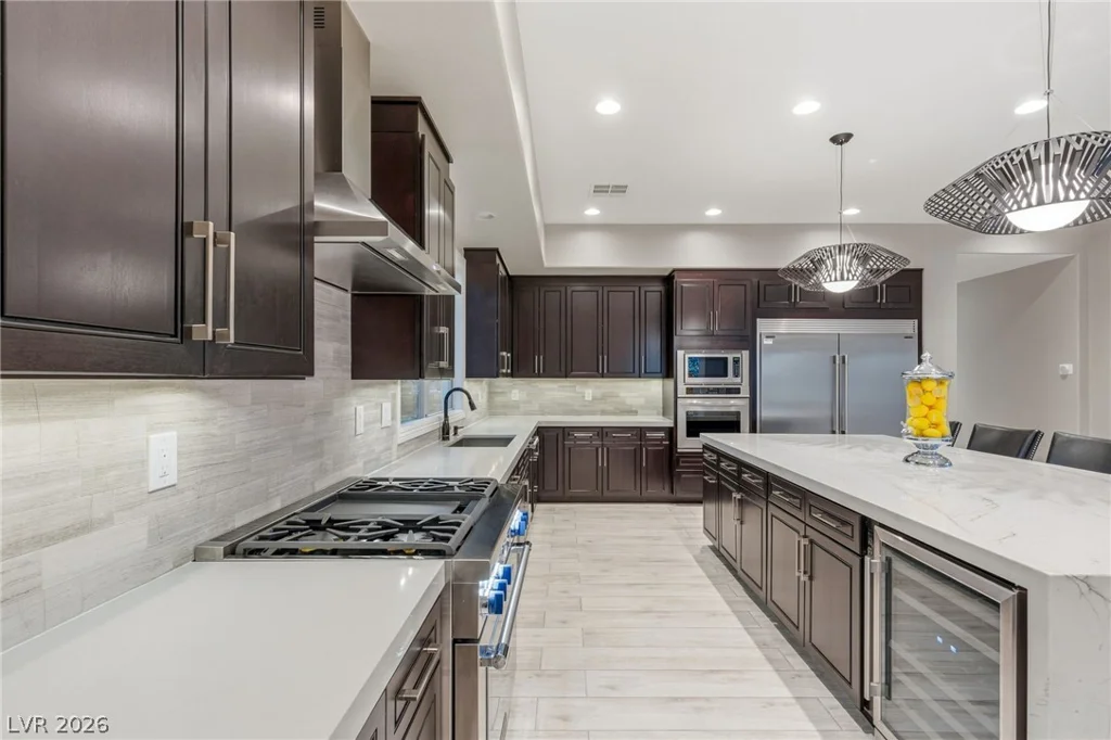 12016 Port Labelle, Las Vegas, NV 89141