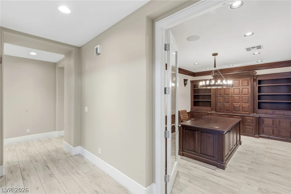 12016 Port Labelle, Las Vegas, NV 89141