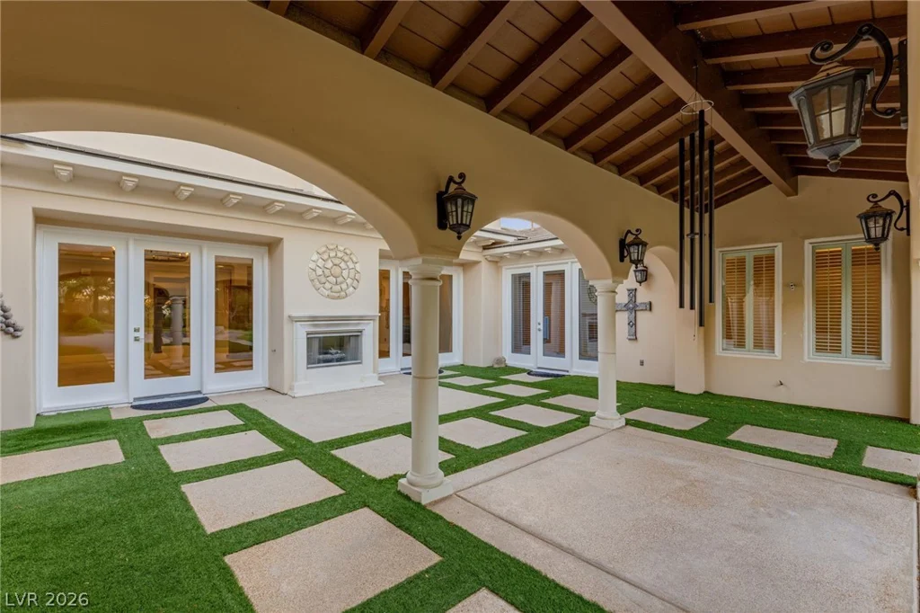 12016 Port Labelle, Las Vegas, NV 89141