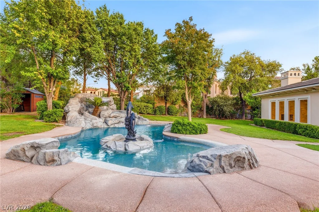 12016 Port Labelle, Las Vegas, NV 89141