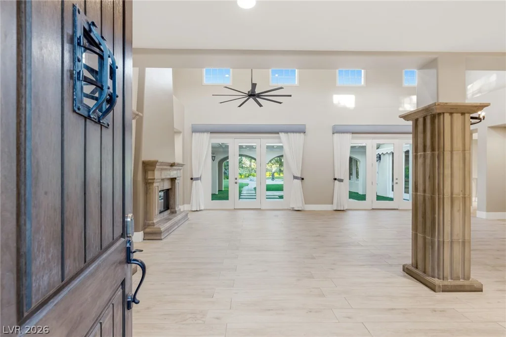 12016 Port Labelle, Las Vegas, NV 89141