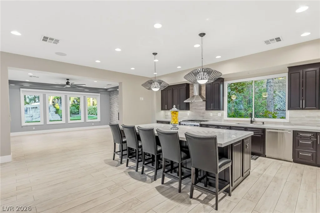 12016 Port Labelle, Las Vegas, NV 89141
