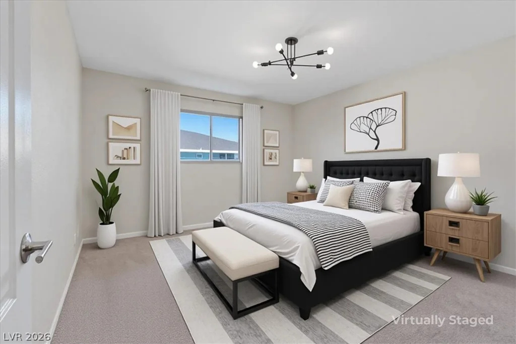 669 Oakmont, Las Vegas, NV 89109