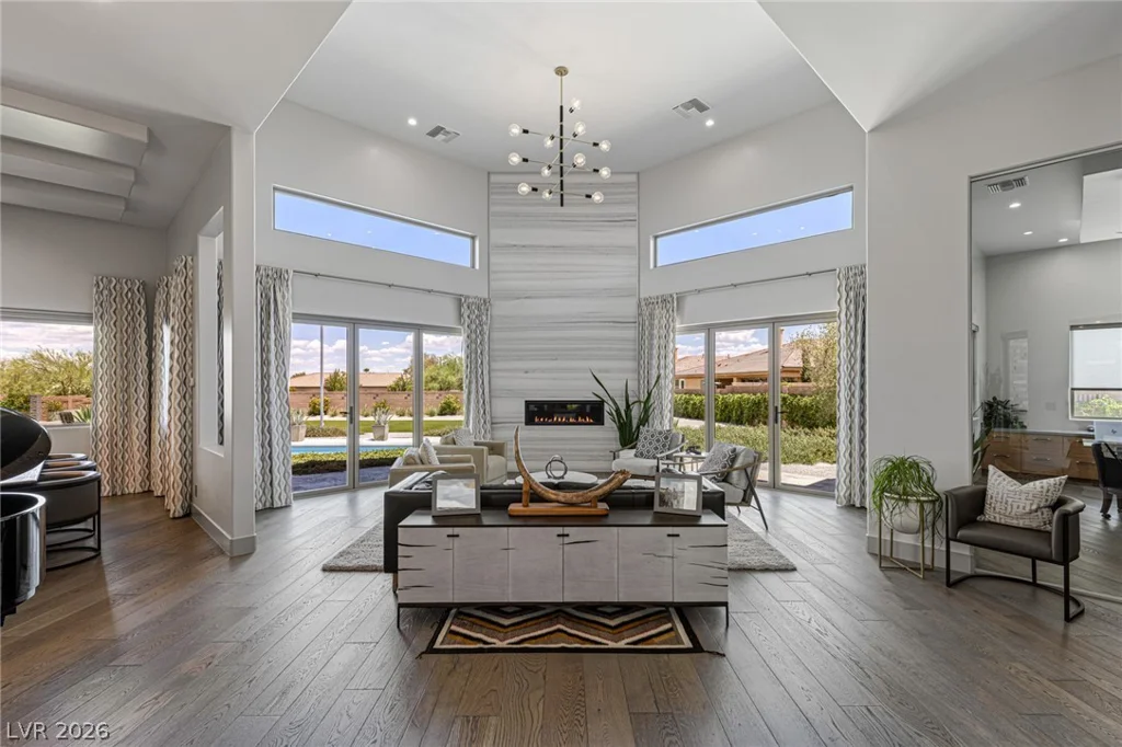 4050 Tomsik, Las Vegas, NV 89129