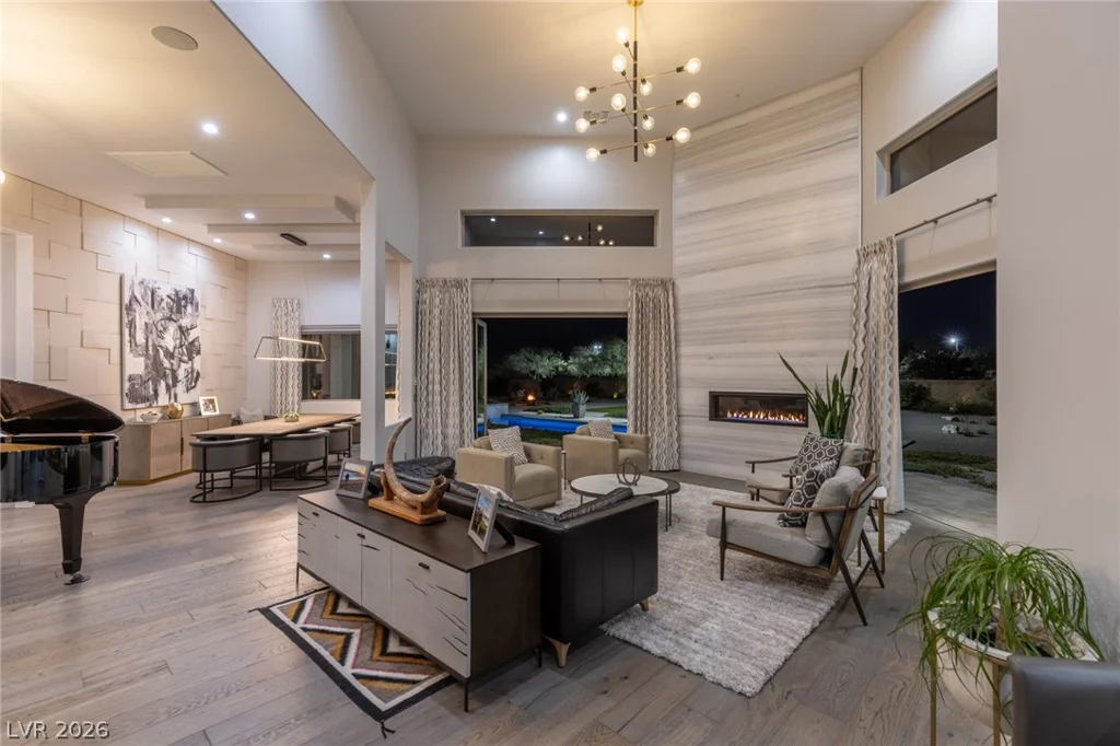 4050 Tomsik, Las Vegas, NV 89129