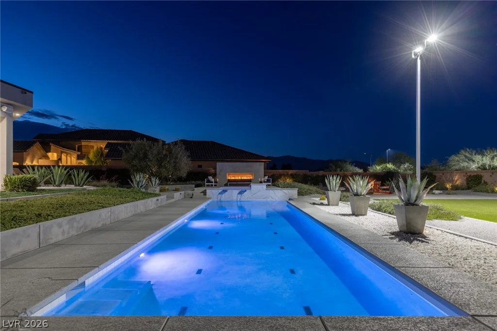 4050 Tomsik, Las Vegas, NV 89129