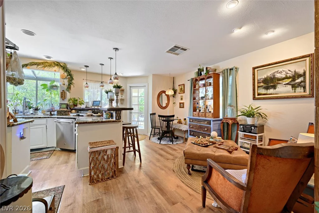3024 Half Shell, Las Vegas, NV 89128