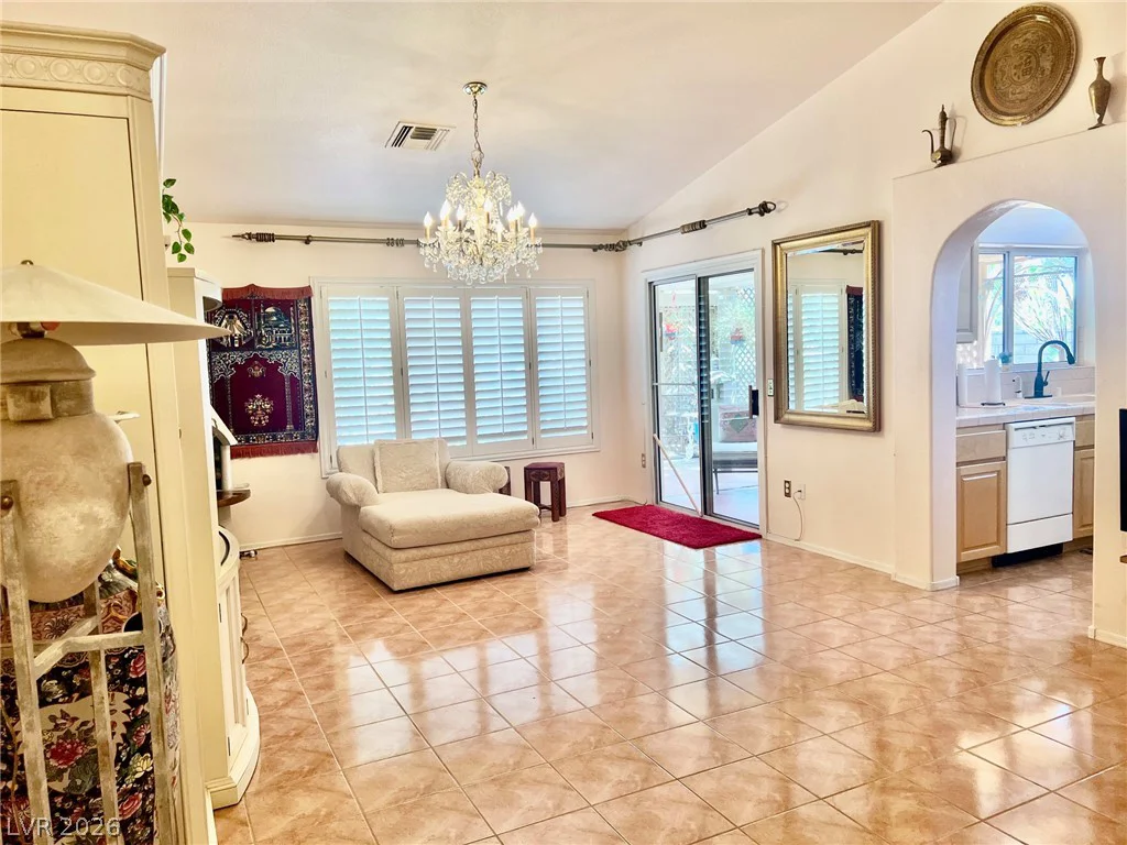2712 Crown Ridge, Las Vegas, NV 89134