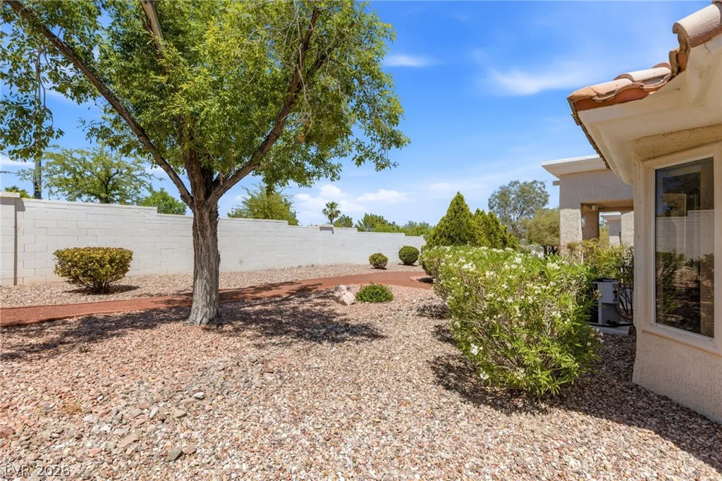 9820 Bundella, Las Vegas, NV 89134