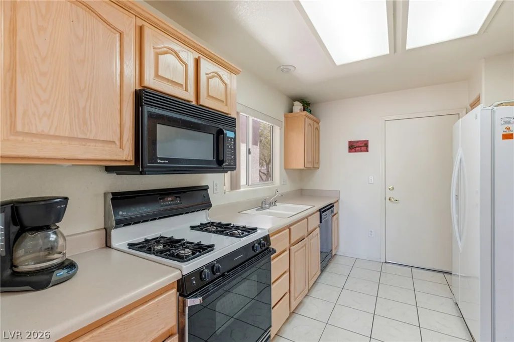 9820 Bundella, Las Vegas, NV 89134