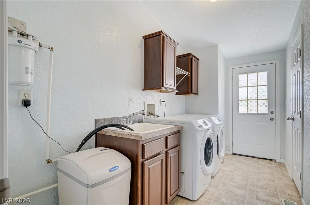 2330 Shasta, Jean, NV 89019
