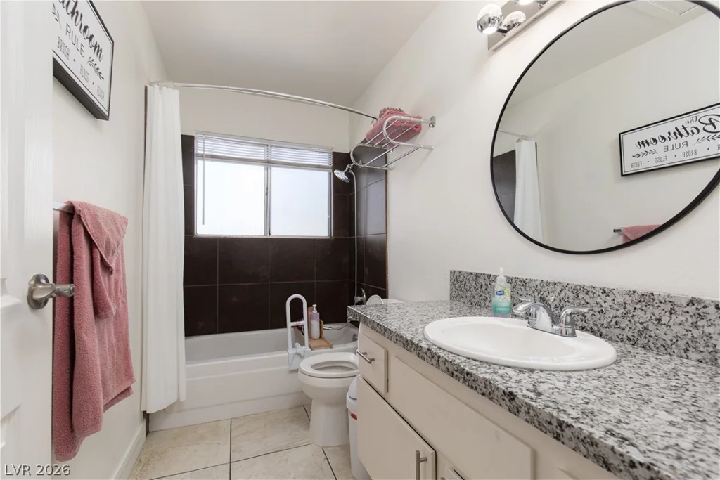 5627 Vineyard, Las Vegas, NV 89110