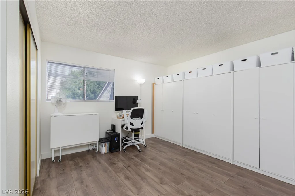 5627 Vineyard, Las Vegas, NV 89110