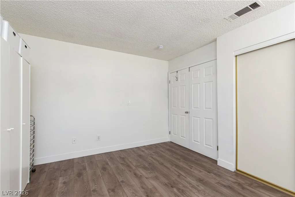 5627 Vineyard, Las Vegas, NV 89110