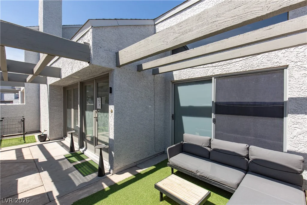 5627 Vineyard, Las Vegas, NV 89110