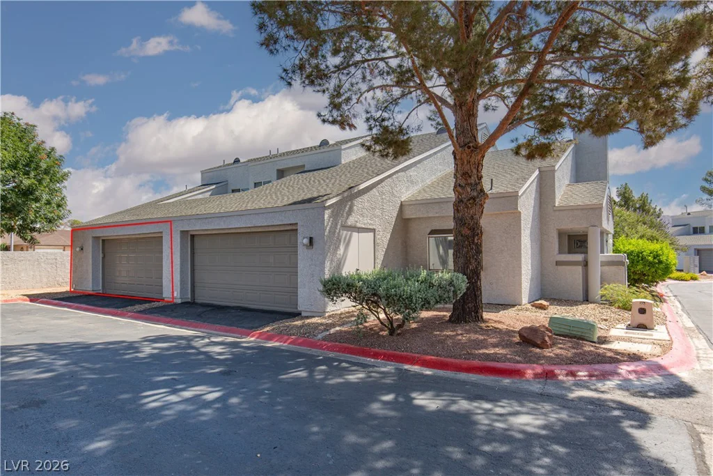5627 Vineyard, Las Vegas, NV 89110