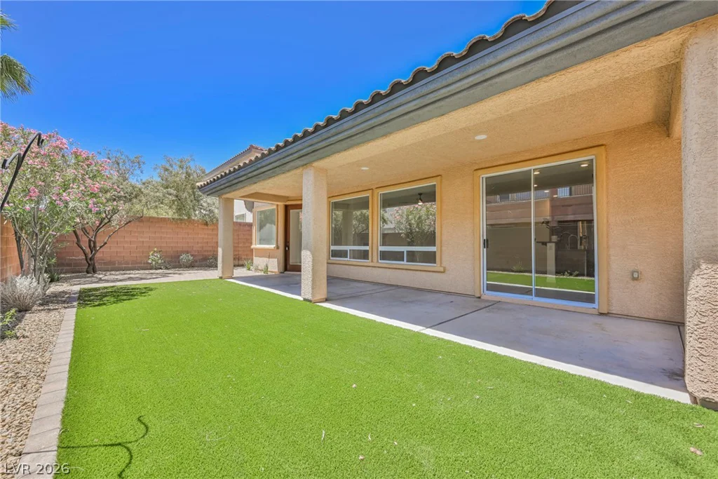 8735 Mount Mira Loma, Las Vegas, NV 89178
