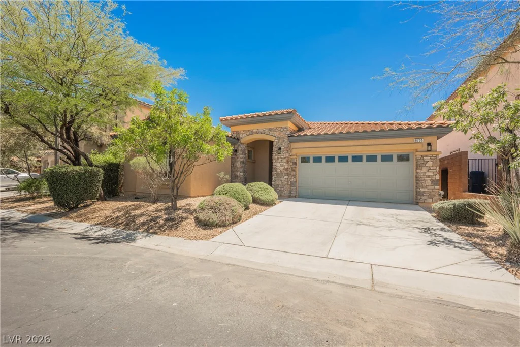 8735 Mount Mira Loma, Las Vegas, NV 89178